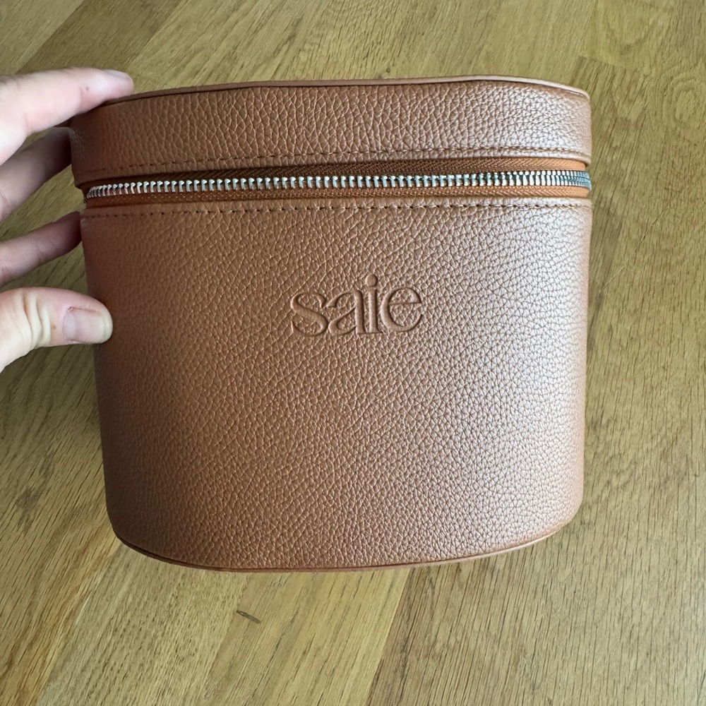 Saie Vanity Case